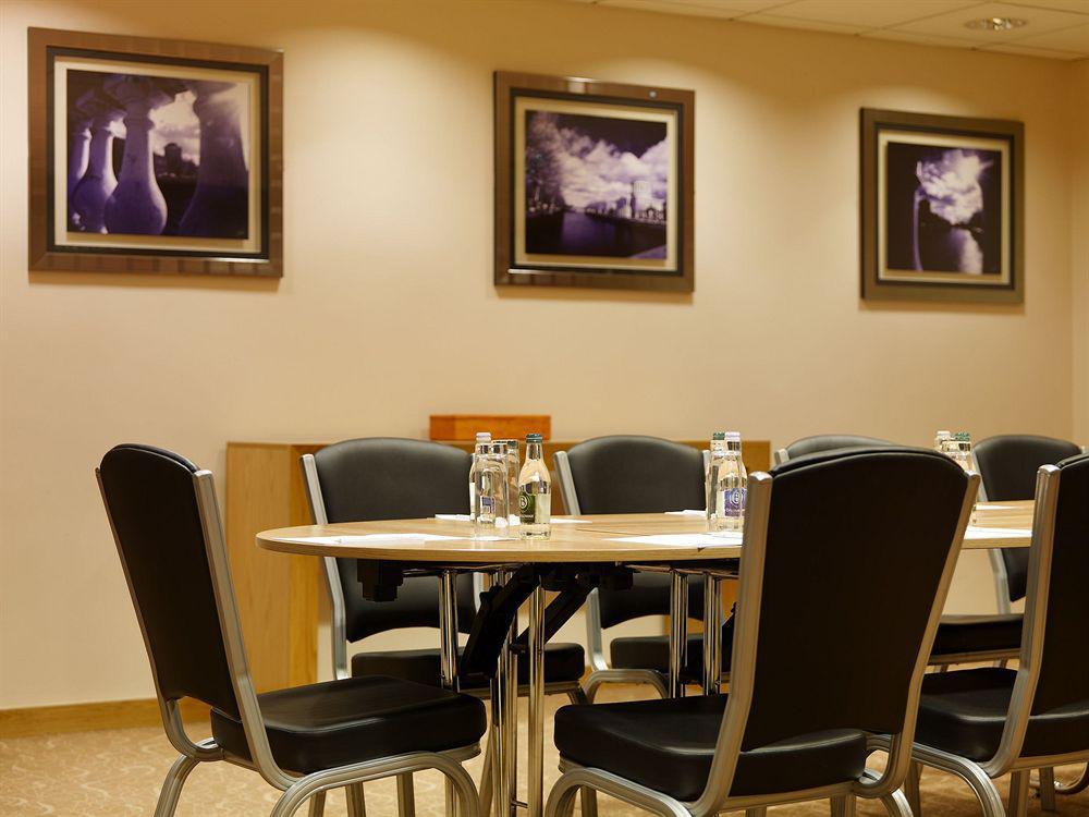 Maldron Hotel Smithfield Dublin City Ανέσεις φωτογραφία